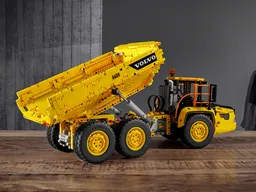 LEGO 6x6 Volvo Articulated Hauler (42114) - image 14