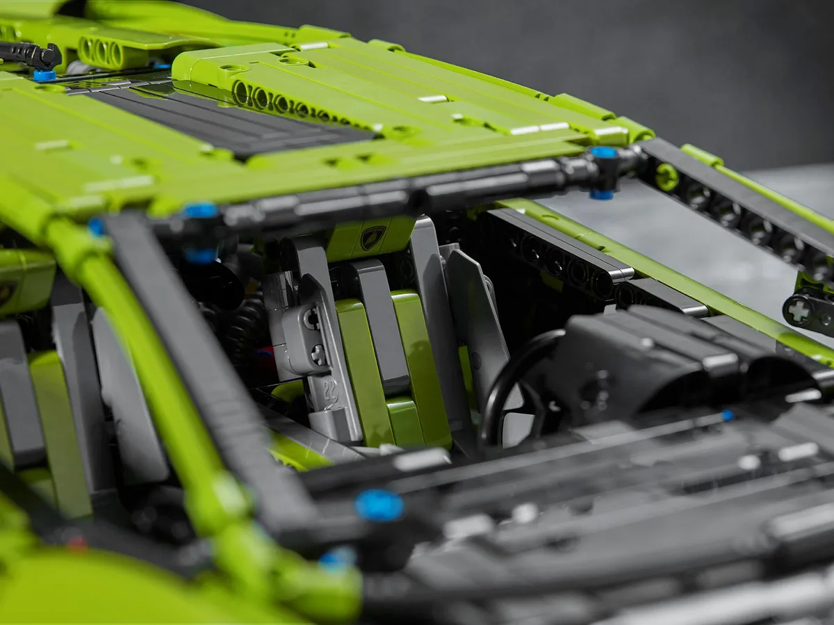 LEGO Lamborghini Sián FKP 37 (42115) - image 25