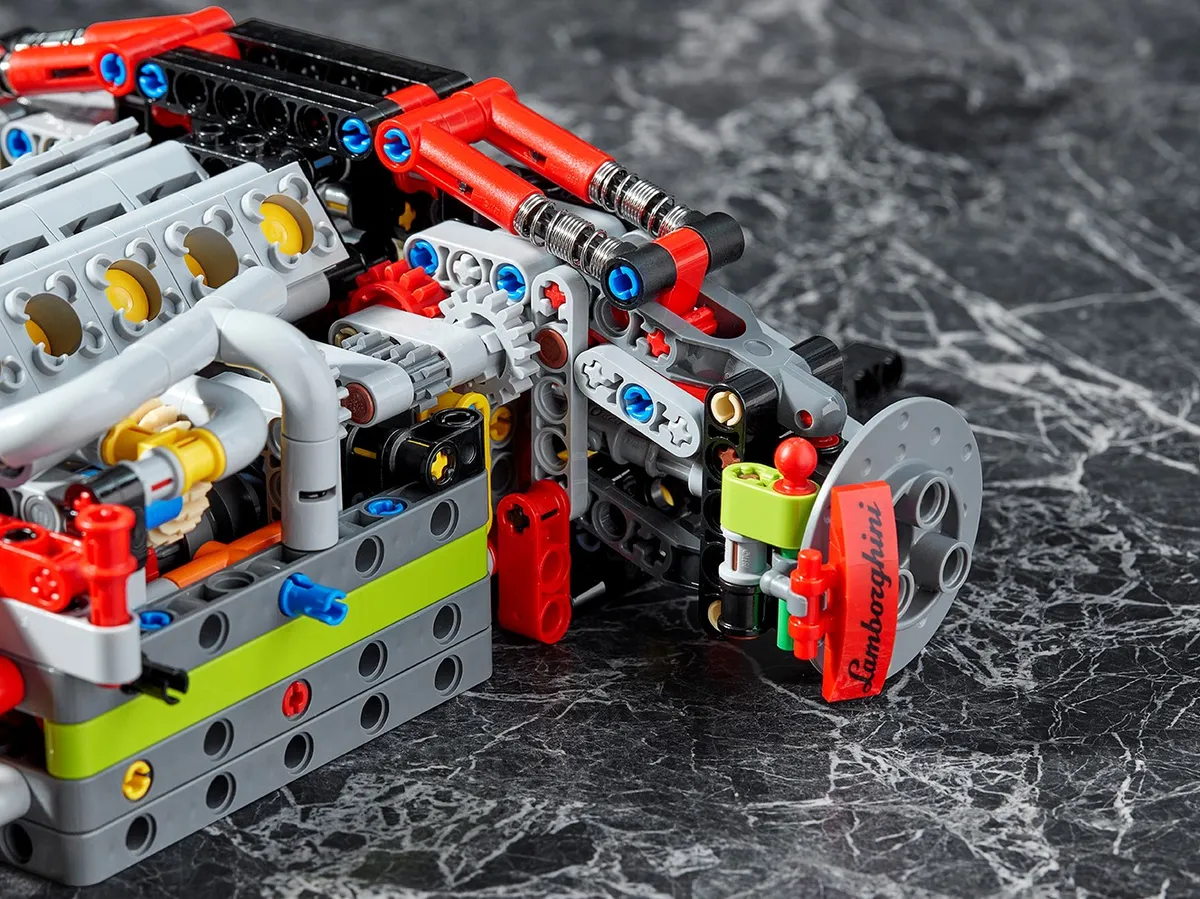 LEGO Lamborghini Sián FKP 37 (42115) - image 30