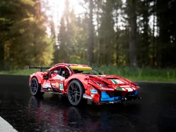 LEGO Ferrari 488 GTE “AF Corse #51” (42125) - image 9