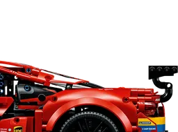 LEGO Ferrari 488 GTE “AF Corse #51” (42125) - image 2