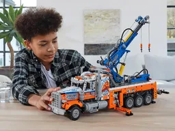 LEGO Heavy-duty Tow Truck (42128) - image 12