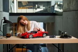 LEGO Ferrari Daytona SP3 (42143) - afbeelding 11