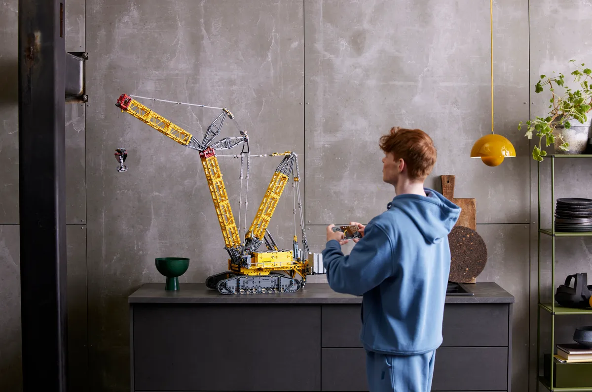 LEGO Liebherr Crawler Crane LR 13000 (42146) - Bild 8