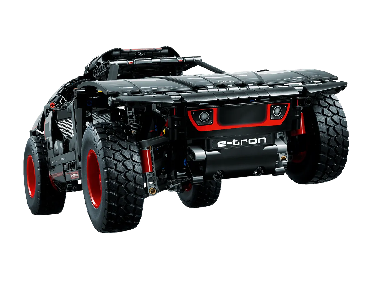 LEGO Audi RS Q e-tron (42160) - image 3