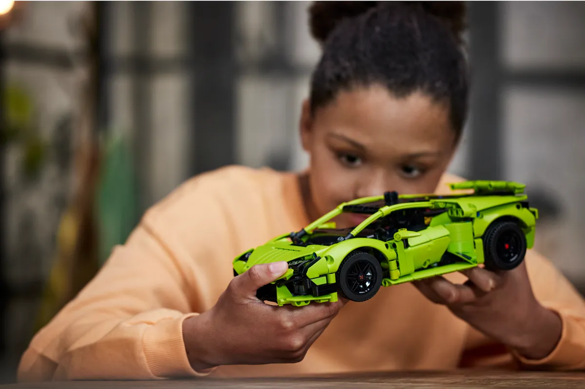 LEGO Lamborghini Huracán Tecnica (42161) - Bild 6