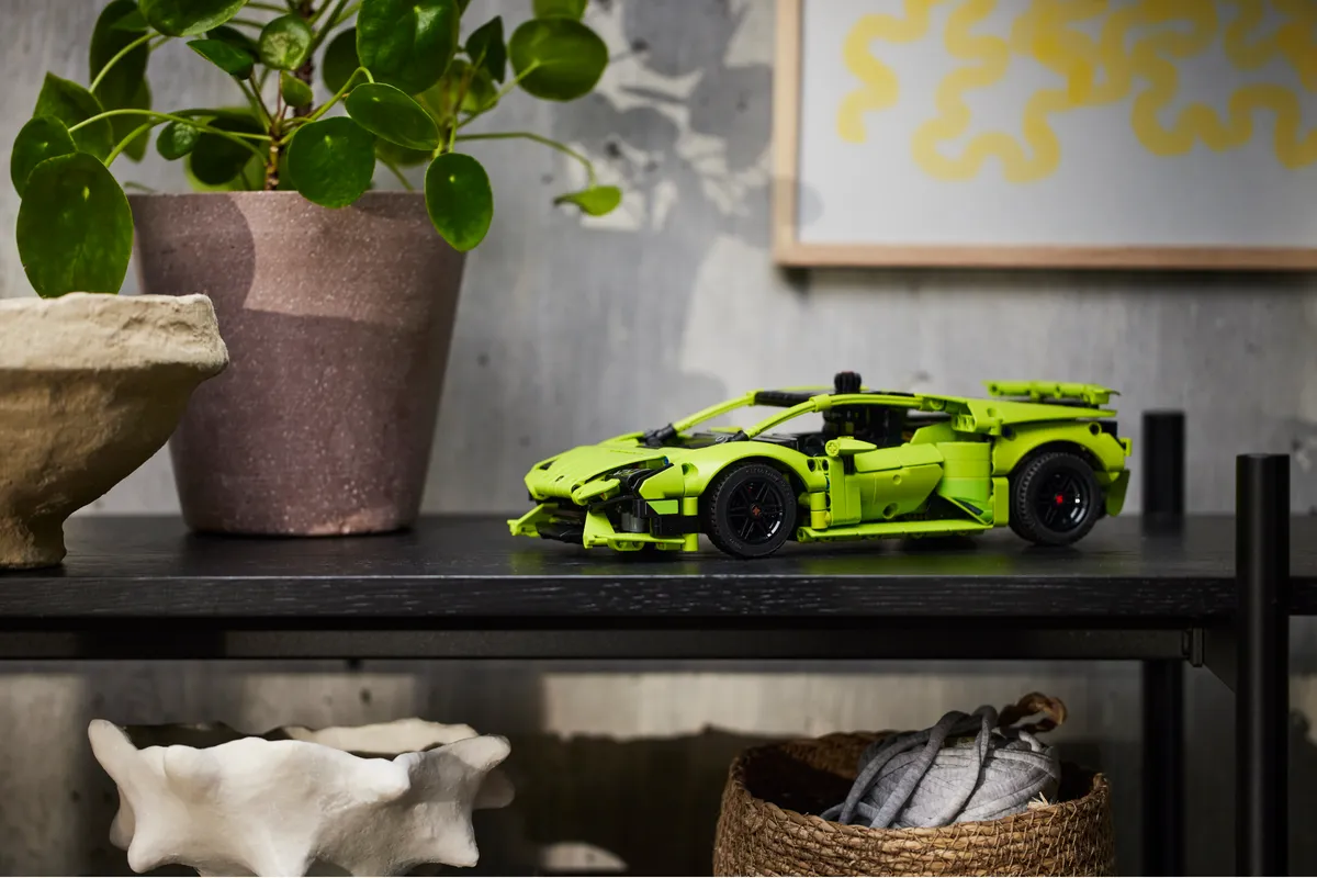 LEGO Lamborghini Huracán Tecnica (42161) - Bild 7
