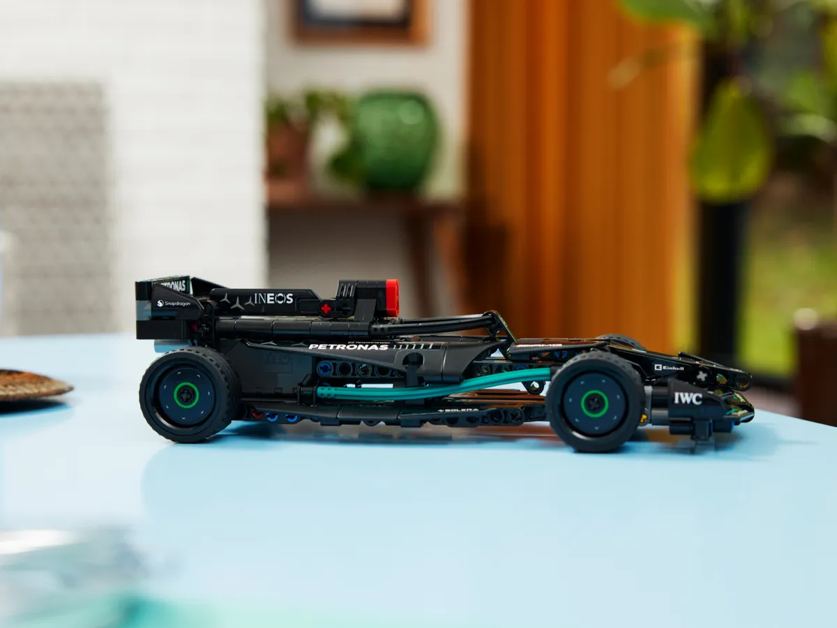 LEGO Mercedes-AMG F1 W14 E Performance Pull-Back (42165) - Bild 7