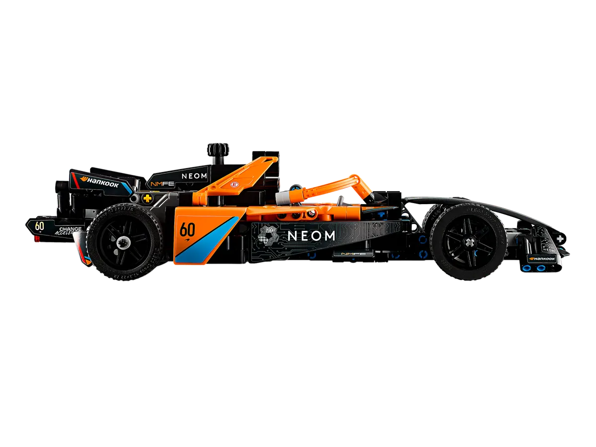 LEGO NEOM McLaren Formula E Race Car (42169) - Bild 1