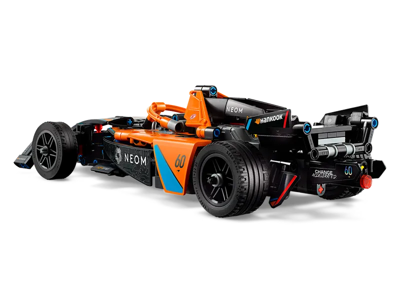 NEOM McLaren Formula E Race Car von LEGO – Produktfoto 3 von 10