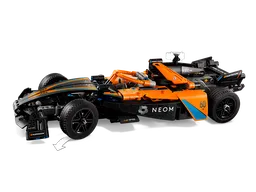 LEGO NEOM McLaren Formula E Race Car (42169) - afbeelding 3