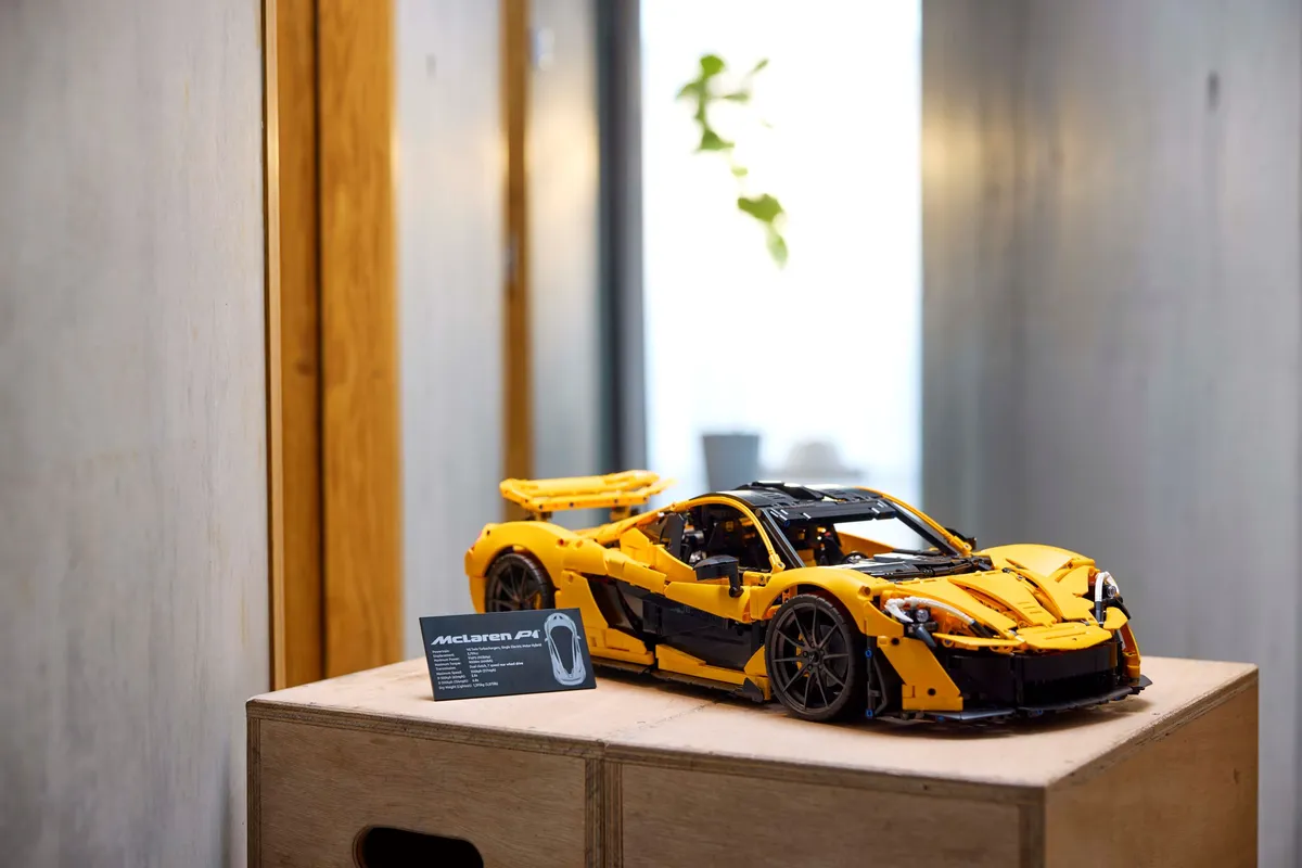 LEGO McLaren P1™ (42172) - Bild 11