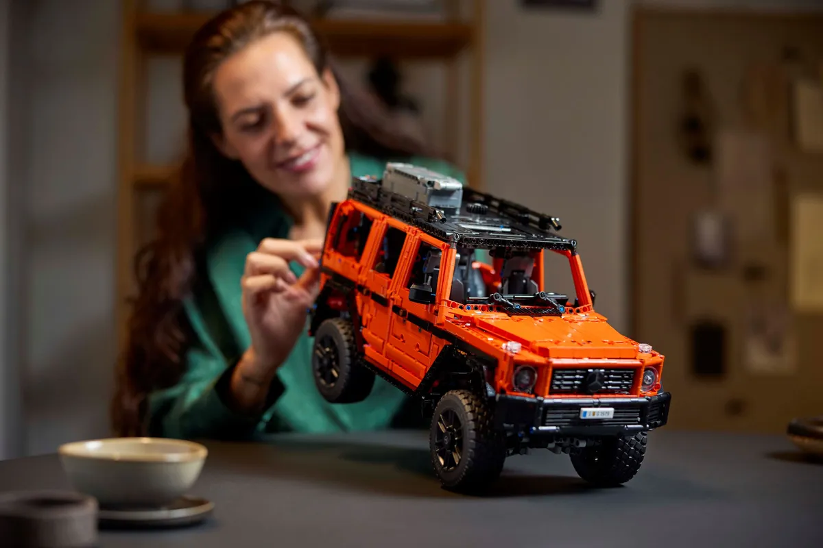 LEGO Mercedes-Benz G 500 PROFESSIONAL Line (42177) - Bild 6