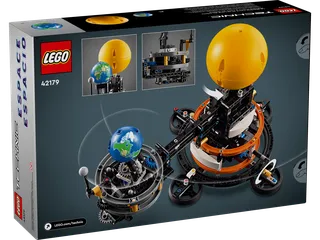 Planet Earth and Moon in Orbit by LEGO – product photo 6 of 9