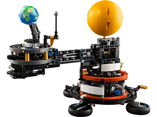 Planet Earth and Moon in Orbit by LEGO – product photo 1 of 9