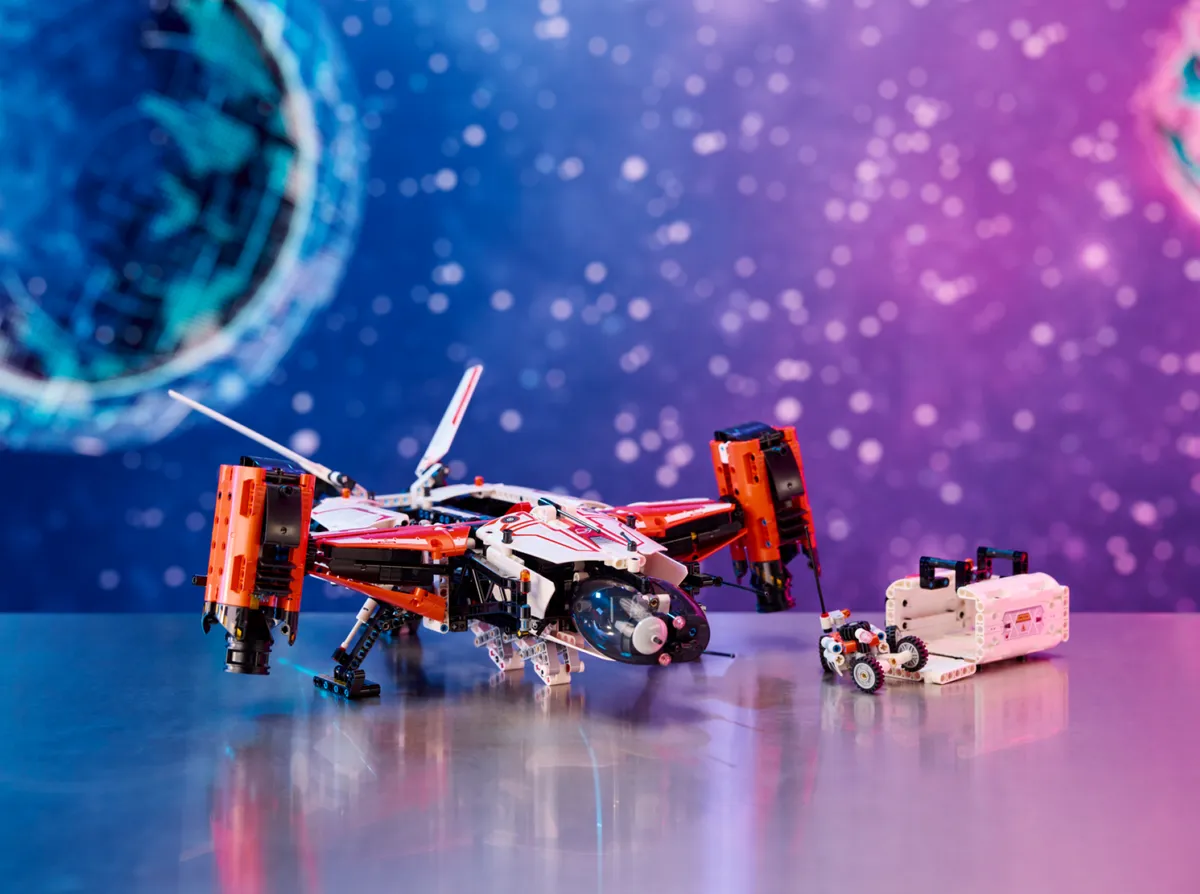 LEGO VTOL Heavy Cargo Spaceship LT81 (42181) - Bild 8