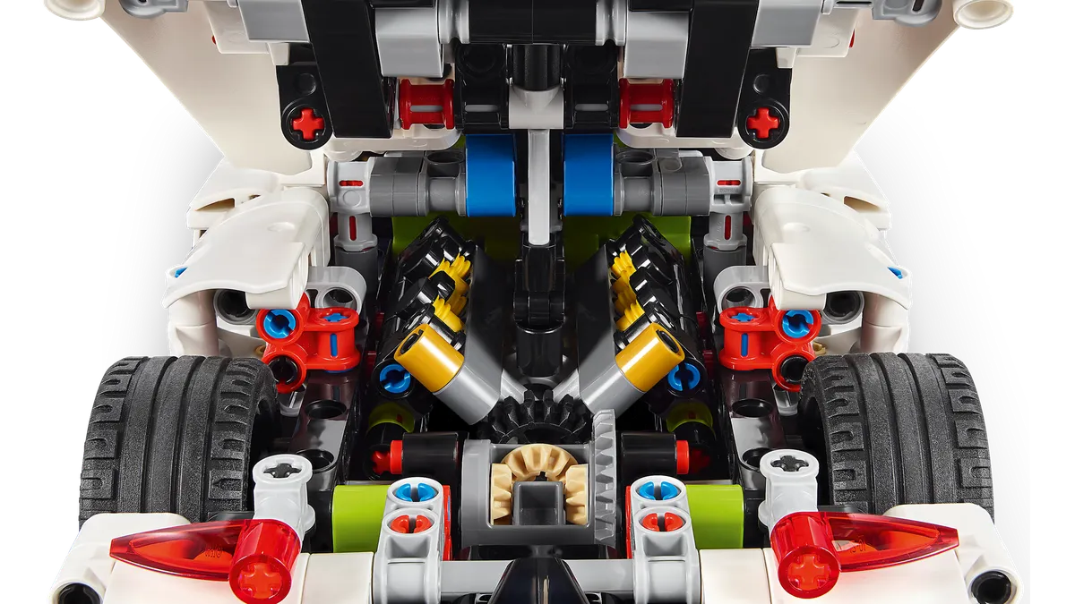 LEGO Koenigsegg Jesko Absolut White Hypercar (42184) - Bild 4
