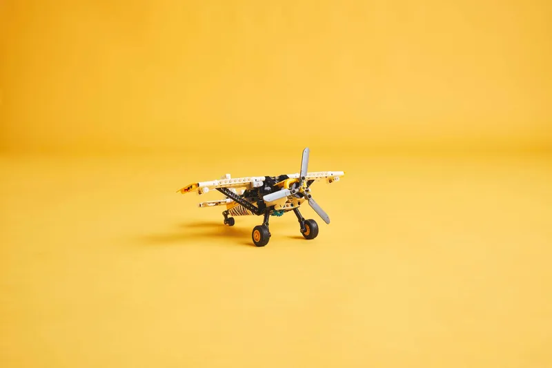 Bush Plane by LEGO – product photo 8 of 9