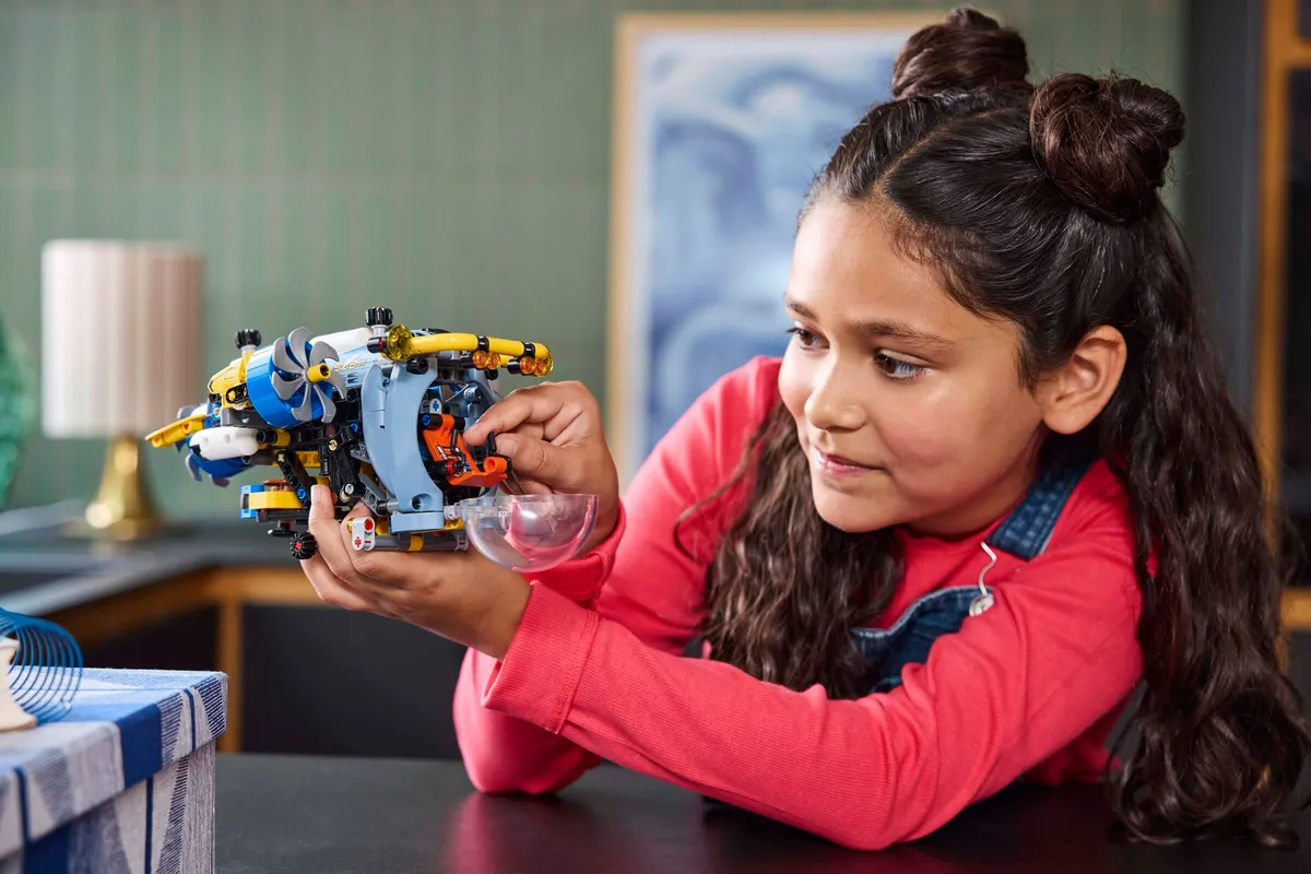 LEGO Deep-Sea Research Submarine (42201) - Bild 9