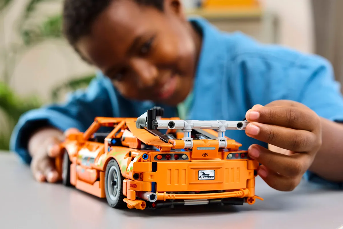 LEGO Fast and Furious Toyota Supra MK4 (42204) - Bild 10