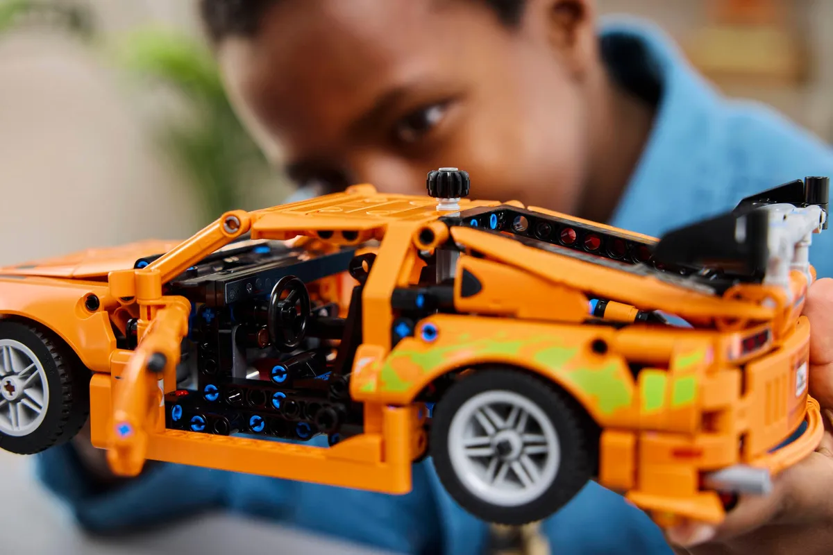 LEGO Fast and Furious Toyota Supra MK4 (42204) - Bild 8