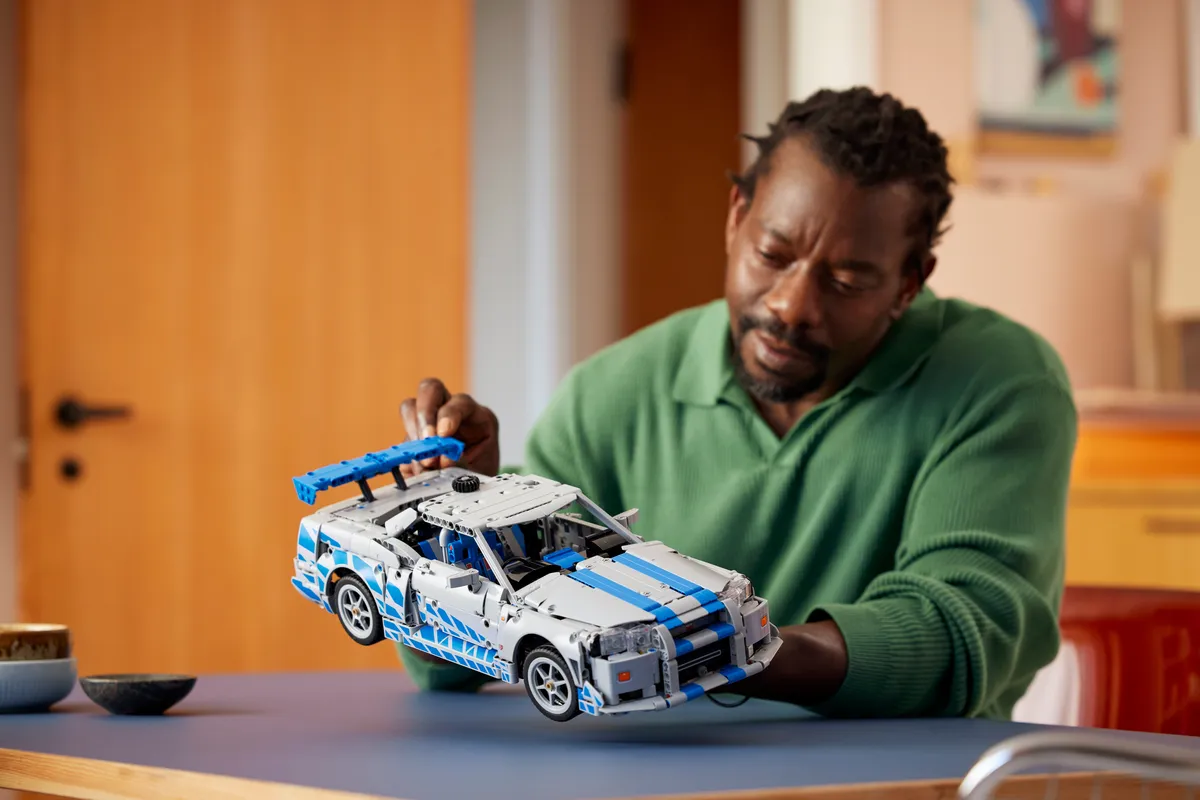 LEGO 2 Fast 2 Furious Nissan Skyline GT-R (R34) Car (42210) - image 6