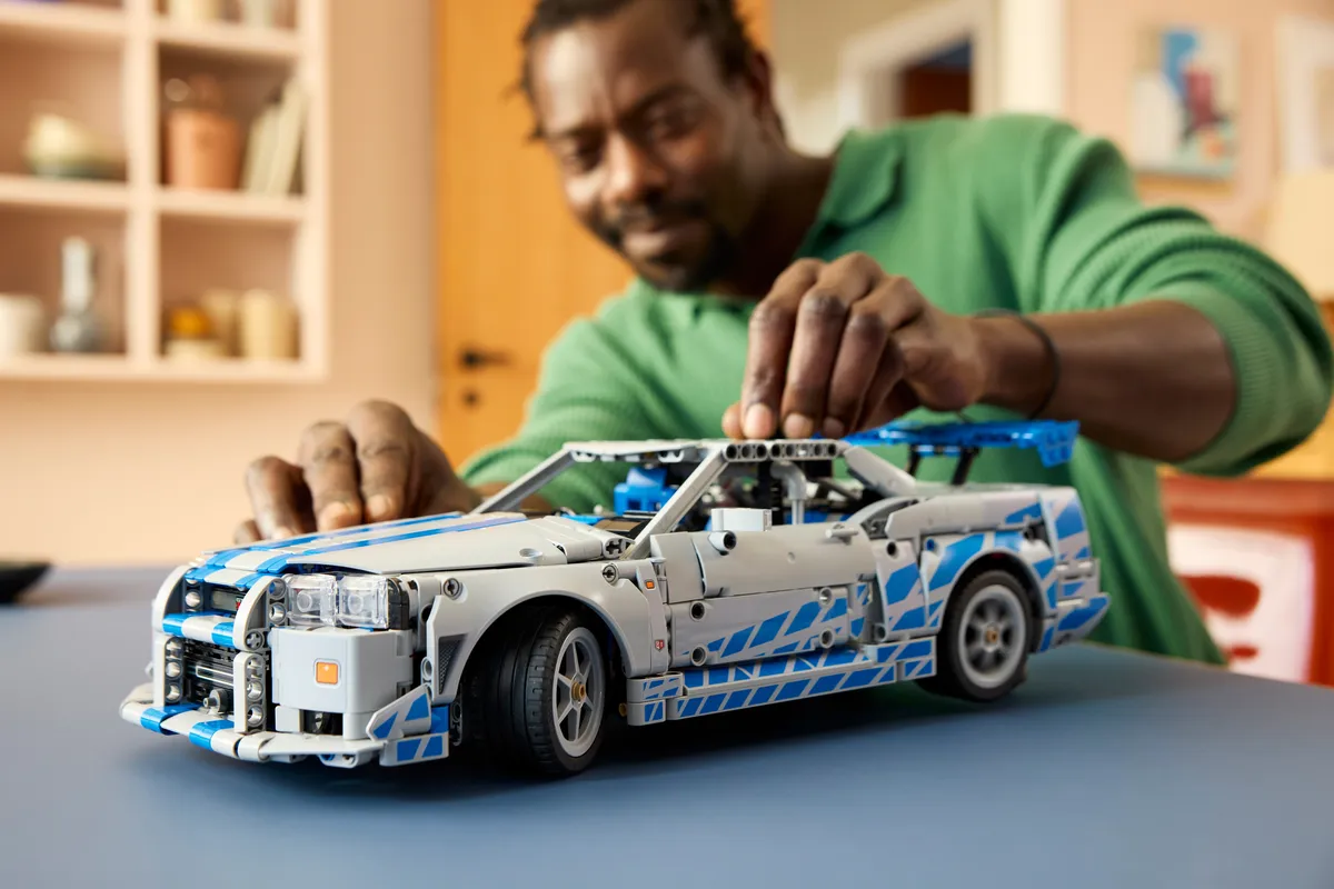 LEGO 2 Fast 2 Furious Nissan Skyline GT-R (R34) Car (42210) - image 7