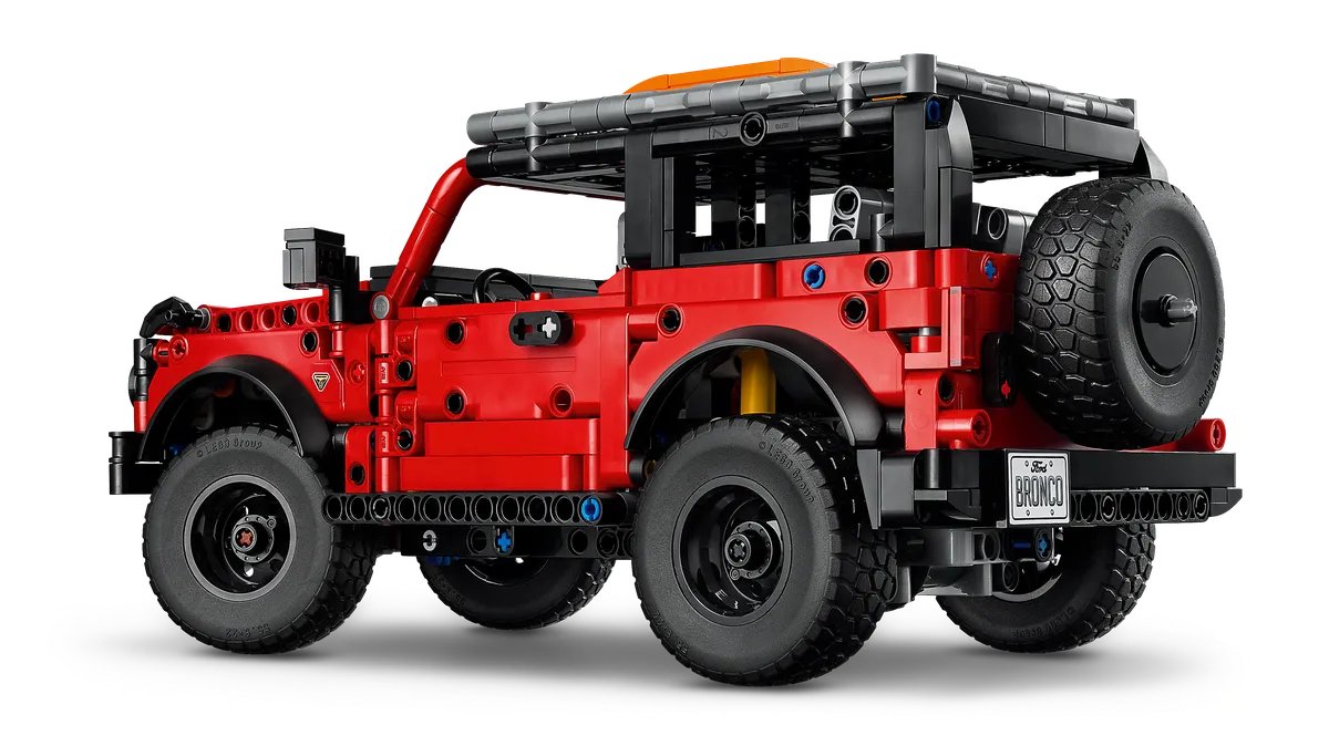 LEGO Ford Bronco® SUV (42213) - image 1