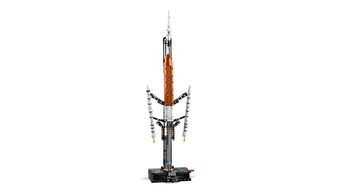 LEGO NASA Artemis Space Launch System Rocket (42221) - image 1