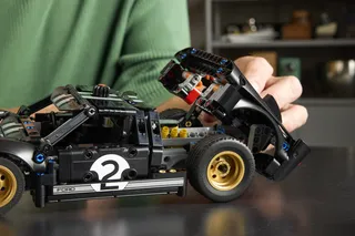1966 Ford GT40 MKII Race Car by LEGO – product photo 13 of 15