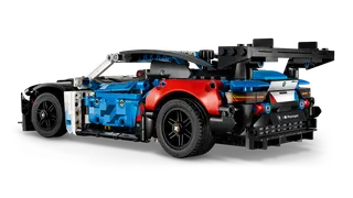 BMW M4 GT3 EVO Race Car von LEGO – Produktfoto 4 von 10
