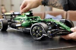LEGO Aston Martin Aramco AMR25 F1® Car (42240) - afbeelding 15