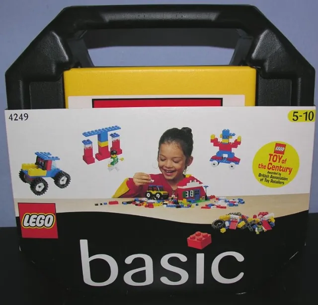 Suitcase Set by LEGO – product photo