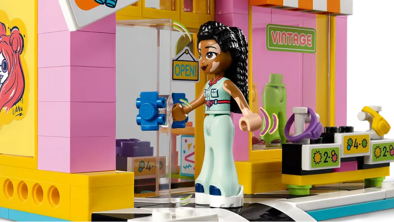 Vintage Fashion Store by LEGO – product photo 4 of 12