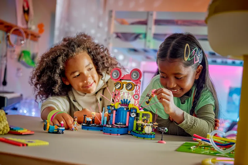 Heartlake City Music Talent Show by LEGO – product photo 9 of 11