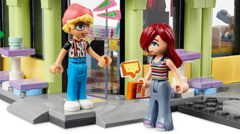 Heartlake City Café by LEGO – product photo 4 of 11