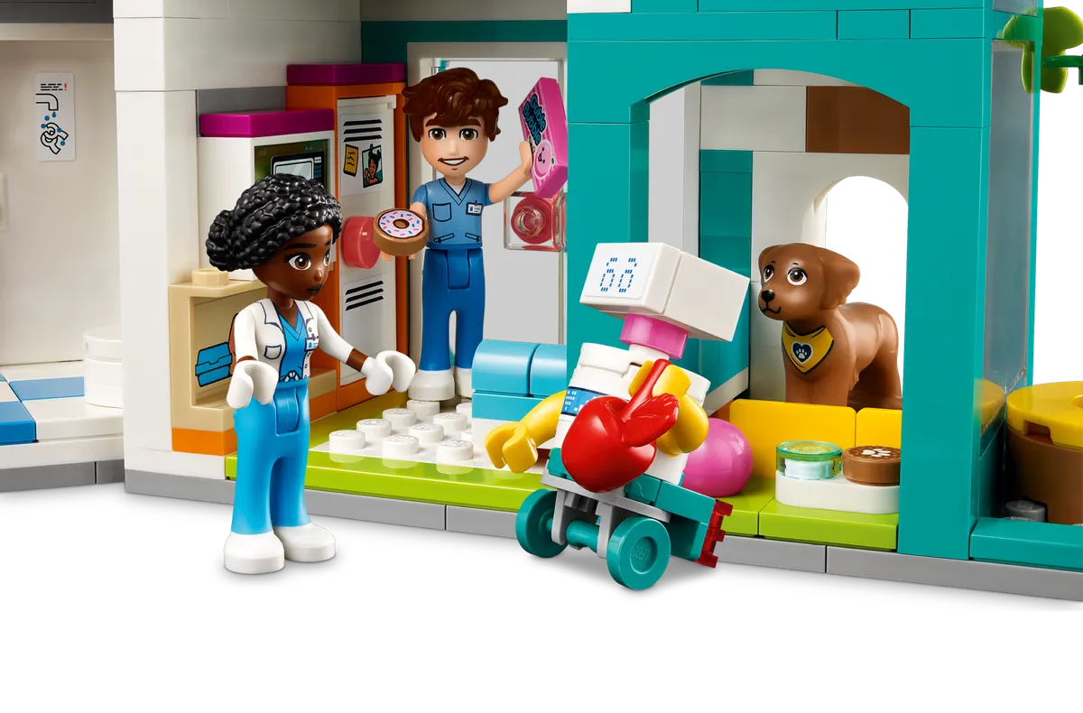LEGO Heartlake City Hospital (42621) - Bild 4