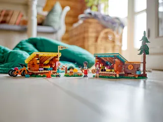 Adventure Camp Cozy Cabins by LEGO – product photo 9 of 11