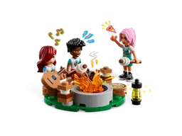 LEGO Adventure Camp Cozy Cabins (42624) - image 3