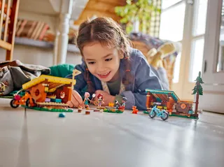 Adventure Camp Cozy Cabins by LEGO – product photo 6 of 11