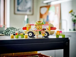 LEGO Hot Dog Food Truck (42633) - image 5