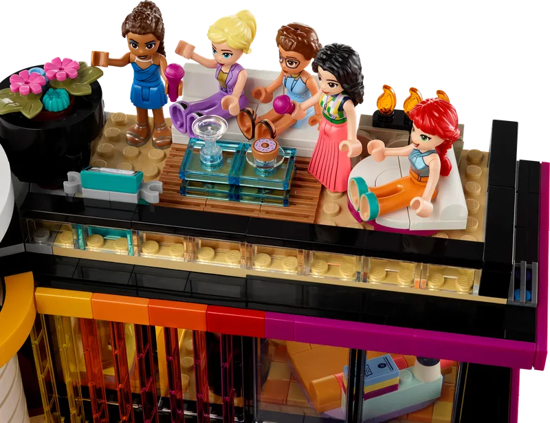 Andrea's Modern Mansion by LEGO – product photo 10 of 15
