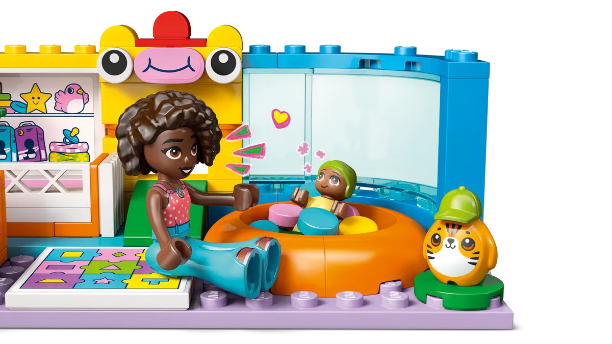 LEGO Aliya's Baby Sister's Playroom (42645) - Bild 3