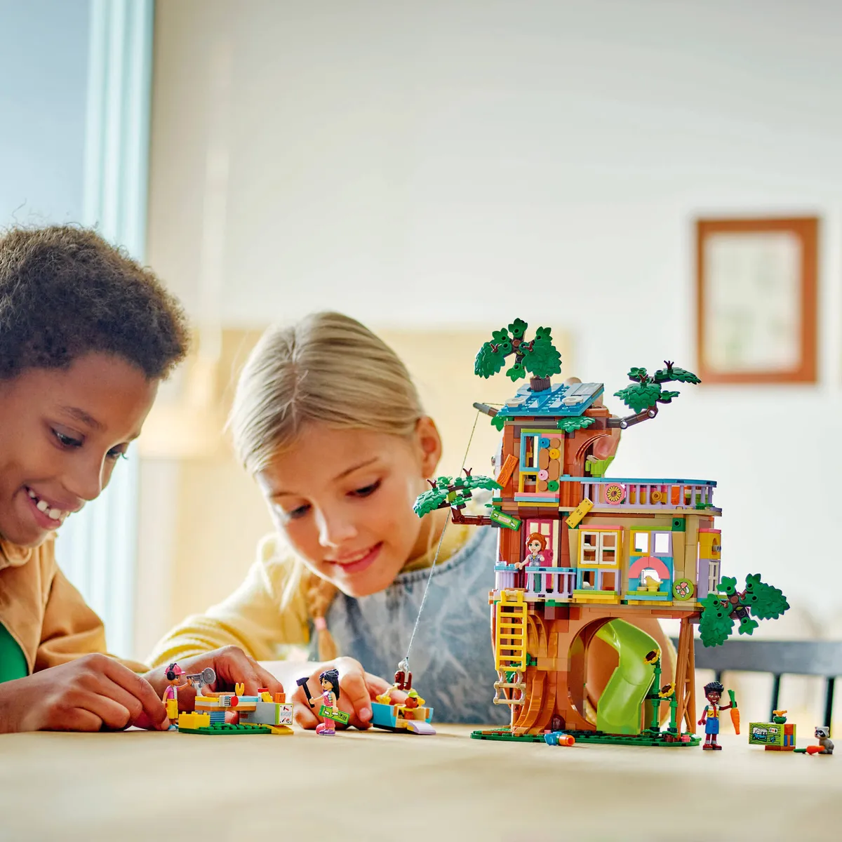 LEGO Friendship Tree House Hangout (42652) - Bild 9