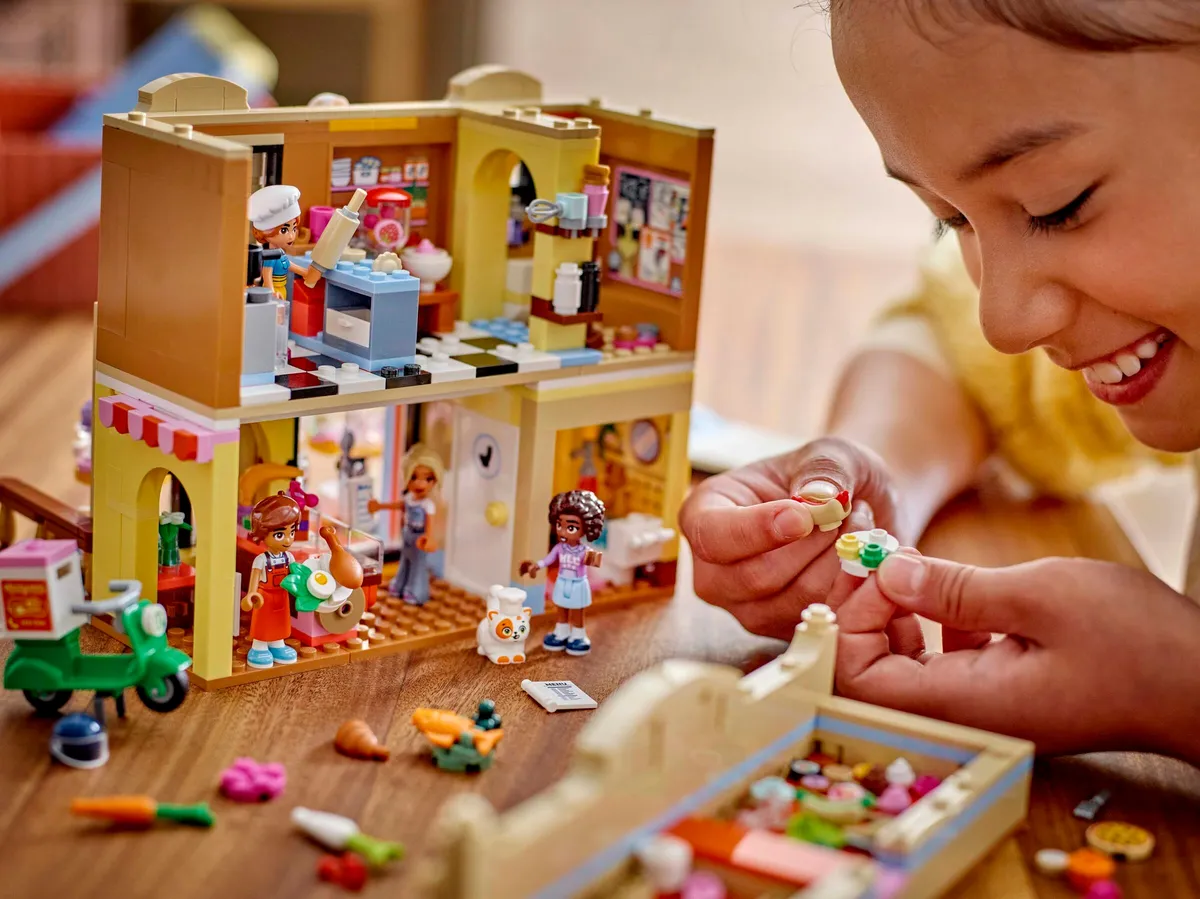 LEGO Restaurant and Cooking School (42655) - Bild 9