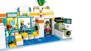 Heartlake City Airport and Airplane de LEGO – photo du produit 5 sur 12
