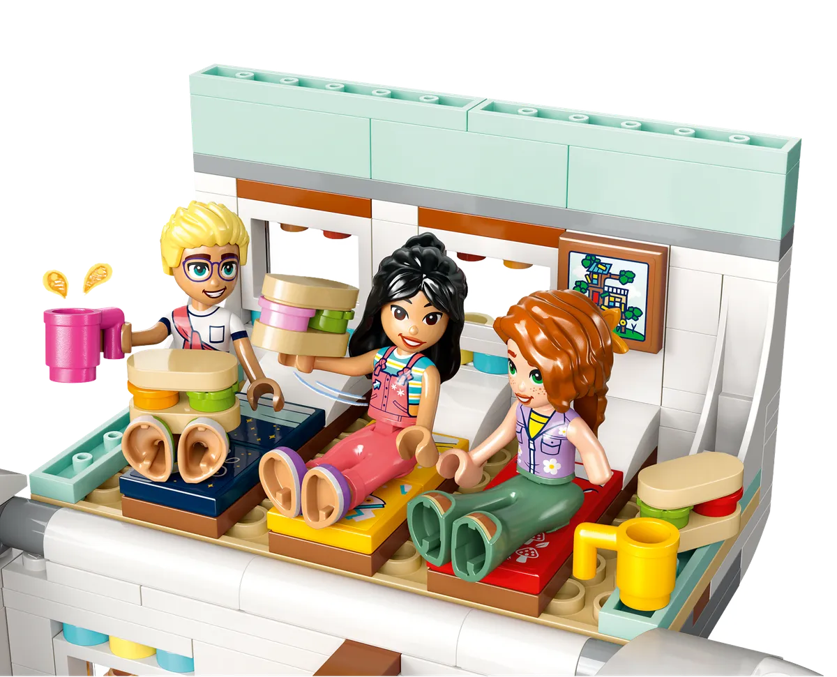 LEGO Friendship Camper Van Adventure (42663) - Bild 3