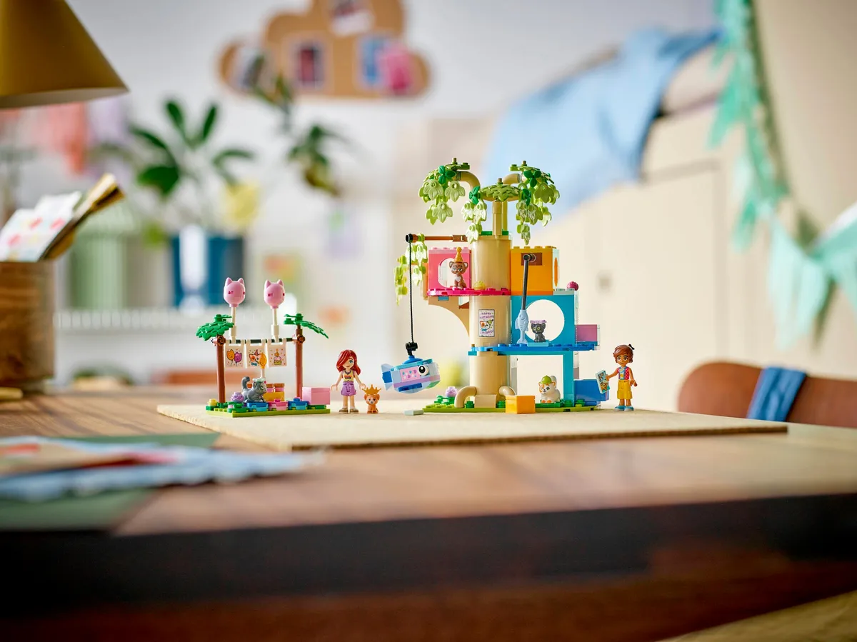 LEGO Cat Birthday Party & Tree House (42666) - afbeelding 6