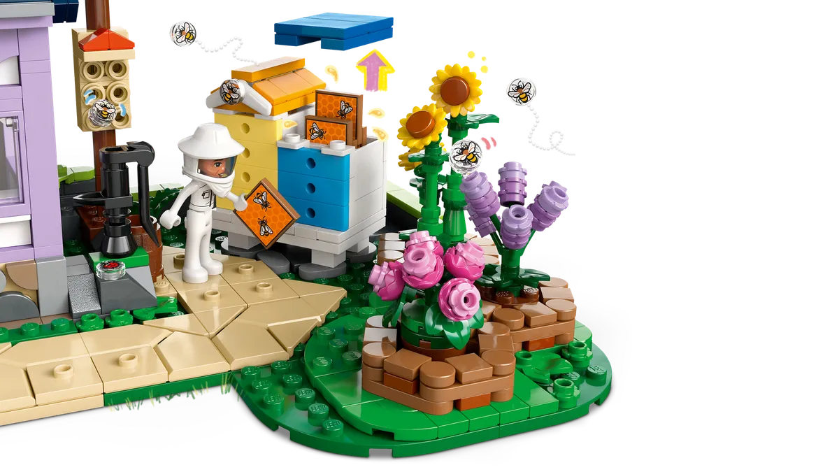 LEGO Beekeepers' House and Flower Garden (42669) - Bild 1
