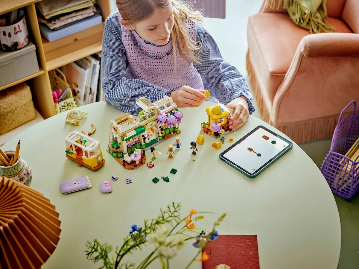 LEGO Plant Café & Flower Shop (42671) - Bild 9
